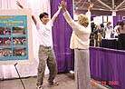 Published on 10/31/2000 Promote Dafa at the Mid-west Women Health Expo