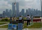 Published on 7/28/2000 New Jersey, New York, and Connecticut Practitioner’s Hongfa (Spreading Fa) Activity in Liberty Park in July 