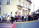 Published on 1/4/2002 France: City of Antony Makes it Convenient for Citizens to Learn Falun Gong
