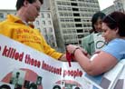 Published on 2/2/2002 Amnesty International Students from Washington DC Demand End to Persecution of Falun Gong in China

