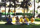Published on 10/8/2001 Falun Dafa in Greece