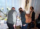 Published on 11/14/2001 Buddha’s Light Illuminates Everywhere
-- Zhang Cuiying Painting Exhibition in Russia