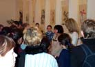 Published on 11/10/2001 Zhang Cuiying’s Painting Exhibition in St. Petersburg to Urgently Rescue Falun Dafa Practitioners in China Is Widely Reported
