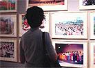 5/5/2001发表.纪念法轮大法洪传九周年纪实图片展在纽约 
