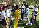 Published on 4/8/2001 Practitioners in Tennessee clarify the truth on World Taiji Qigong Day
