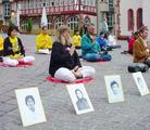 Published on 9/21/2002 Germany: Falun Gong at Frankfurt&rsquo;s Roemerberg (Roman Square) during the World Peace Day, September 11, 2002
