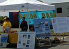Published on 5/23/2001 Practitioners started to promote Dafa at 2001 New Jersey Community Festival