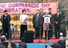 Published on 11/6/2001 Organized by Falun Dafa and Friends of Falun Gong, the "Peace and Compassion Day" festival was supported and/or sponsored by more than 20 organizations, caring professionals and elected officials