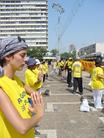 Published on 10/3/2002 Photo Reports: Falun Gong Practitioners in Tel Aviv, Israel Hold Parade to Introduce Falun Dafa
