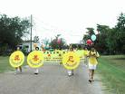 Published on 10/8/2002 Falun Dafa Practitioners Attend Traditional Tonkawa Festival in President Bush&rsquo;s Hometown