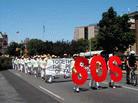 Published on 7/22/2002 On the Third Anniversary of the Persecution of Falun Gong, Toronto practitiners held parade and truth-clarification activities