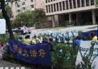 4/29/2001发表.洛杉矶学员坚持在中领馆前炼功请愿的小故事
