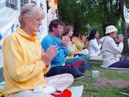 1/15/2003发表.全球大法弟子抗议江集团虐杀大陆同修