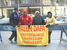 4/10/2003发表.纽约非裔法轮功学员呼吁营救李祥春静坐五天请愿