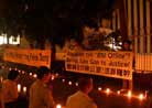 10/3/2001发表.洛杉矶学员中领馆烛光守夜，要求立即停止迫害虐杀