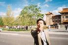 Published on 10/8/2001 Chinese Embassy staff member in Canberra assaults Falun Gong practitioners in broad daylight

