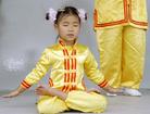 Published on 8/12/2003 Young Falun Dafa practitioner demonstrates Exercise Five during Pennsylvania’s "Community Appreciation Day", 2003. 