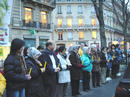 Paris Dafa Practitioners Hold Peaceful Demonstration in Front of Chinese Embassy and Consulate to Protest the Killings by Jiang's Regime