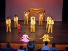 Published on 9/14/2004 		Ӣ��ѧԱӦ���ڲ�����������չʾ���ֹ���ͼ��
