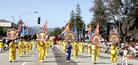 Published on 7/7/2005 California: Redwood City Parade Spectators Witness Beauty of Falun Gong Cultivation (Photos)