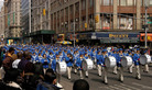 Published on 3/26/2006 Manhattan, New York: Practitioners Hold Grand Parade in Manhattan to Expose Sujiatun Atrocities (Photos)
