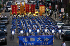 Published on 6/25/2006 Falun Gong Practitioners Hold a Theme Parade Entitled "Falun Dafa is Good" (Photos)