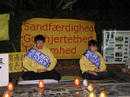 Published on 8/29/2001 On August 27, 2001, two practitioners from Denmark, Liu Ying and Zhu Xuezhi, started their 48-hour hunger strike in front of the Chinese Embassy to express support for 130 practitioners who have been on hunger strike for about 4 weeks in the Masanjia labor camp in mainland China. 

