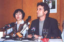 Published on 1/25/2002 At 1 p.m., January 24, Toronto Practitioners held a press conference in the Sheraton Center Hotel to urgently call on society to pay close attention to the condition of Canadian practitioner Connie Chipkar, who was detained by Chinese police in Tiananmen Square.  Canadian practitioner Connie Chipkar went to China to express her deep concern about the increased persecution and murder of Chinese Falun Gong practitioners and to appeal to the hearts of Chinese citizens. Wearing an "SOS" Falun Gong sash, she sang a song and extended her arms. She was arrested almost immediately and whisked away in a police van.



