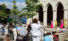 ���ֹ�ѧԱӦ���μ�Ӣ��������������ͼΪ�ڶ���ڹۿ�ѧԱչʾ��͵Ĺ���2007-9-15��16