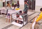 Published on 8/27/2004 On the 21st of August 2004, local Falun Dafa practitioners held an anti-torture exhibition in the city center, to call attention to the persecution. The event was also supported by practitioners from nearby cities such as Munich, Regensburg and Cham.