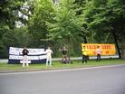 比利时学员抗议江氏集团海外雇凶杀人