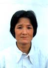 Published on 1/20/2002 Falun Gong practitioner Ms. Zheng Fangying, 54, was brutally beaten to death by police because she unfurled a Falun Gong banner on Tiananmen Square in December 2001.
