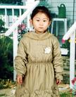 Published on 10/16/2004 Five-year-old Chi Yujing lost her father who died from persecution on April 22, 2004, and her mother who was forced to leave home to avoid further persecution. 