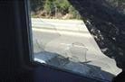 美国法轮功学员的汽车车窗被蓄意砸坏 