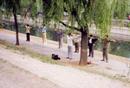 北京法轮功学员在户外集体炼功, 庆祝世界法轮大法日 2000-05-13