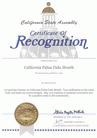 Published on 10/19/2002 Member of California State Assembly presents the certificate recognizing California Falun Dafa Month,and acknoledges practitioners’dedication to the mind,body and spirit, October, 2002.