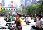 Published on 5/13/2000 May 13, 2000 is the 1st World Falun Dafa Day.