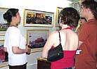 Published on 6/20/2002 Philadelphia Falun Dafa Photo Exhibition Opens to Public; Over a Thousand People Learn the Truth 