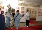 Published on 3/2/2002 Israeli TV Station Covers "Journey of Falun Dafa" Photo Exhibition 