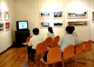 Published on 7/9/2001 "Journey of Falun Dafa" photo exhibition opens in Japan

