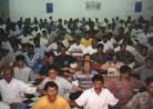 Published on 4/26/2001 Falun Gong Introduction Class in Bali, Indonesia Draws a Crowd of Hundreds.

