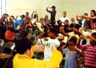 Published on 10/5/2001 US practitioners were invited to spread the Fa and clarify the truth at church

