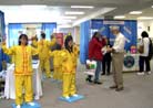 Published on 10/26/2001 Ohio practitioners attend Health Fair