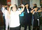 Published on 1/27/2001 Falun Dafa in India--Spreading Dafa in Bangalore, India
