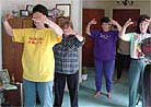 Published on 2/16/2001 On February 11, Orlando practitioners gave an introduction to Falun Gong and talked about the persecution in China to the church members at a church in Eustis City.