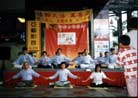 Published on 11/7/2001 Practitioners in Yilan Collect Signatures and Hongfa