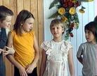 Published on 9/4/2003 乌克兰大法弟子在儿童之家举办歌舞演出（图）
