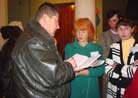 Published on 12/12/2001 《正法之路》图片展在乌克兰科拉玛多尔斯克市举行