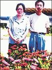 Published on 2/5/2003 牛顿每日新闻论坛：一个儿子的抗争 - 沃萨居民希望其在中国的母亲获得自由(图)

