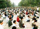 Published on 1998 A typical sunday morning practice site in Beijing before the crackdown -- 2000 people